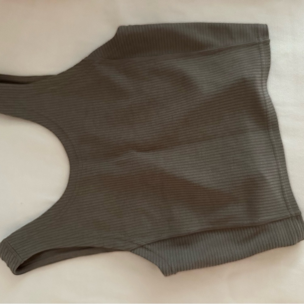 Lululemon top